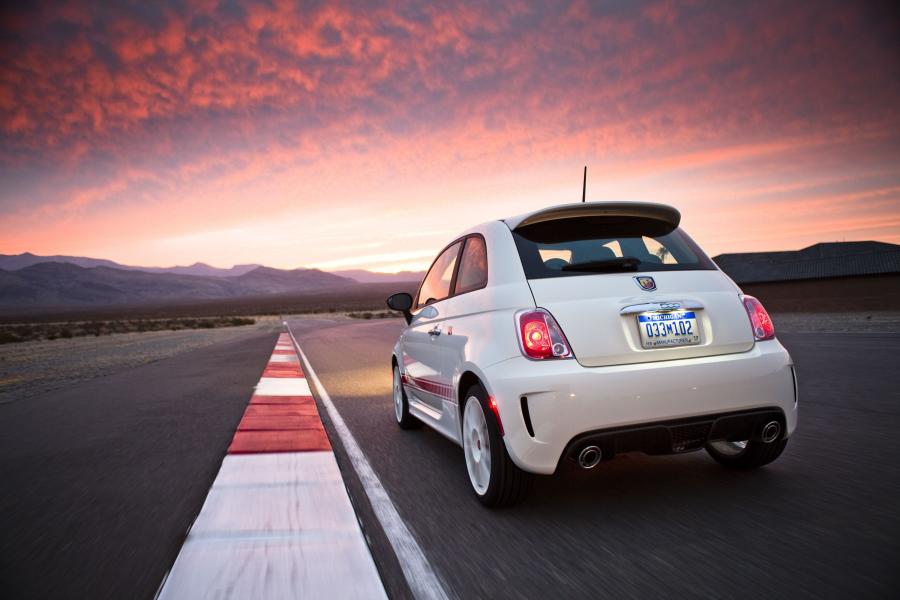  Abarth 500 2012 года  (NA) (фото 5 из 75)